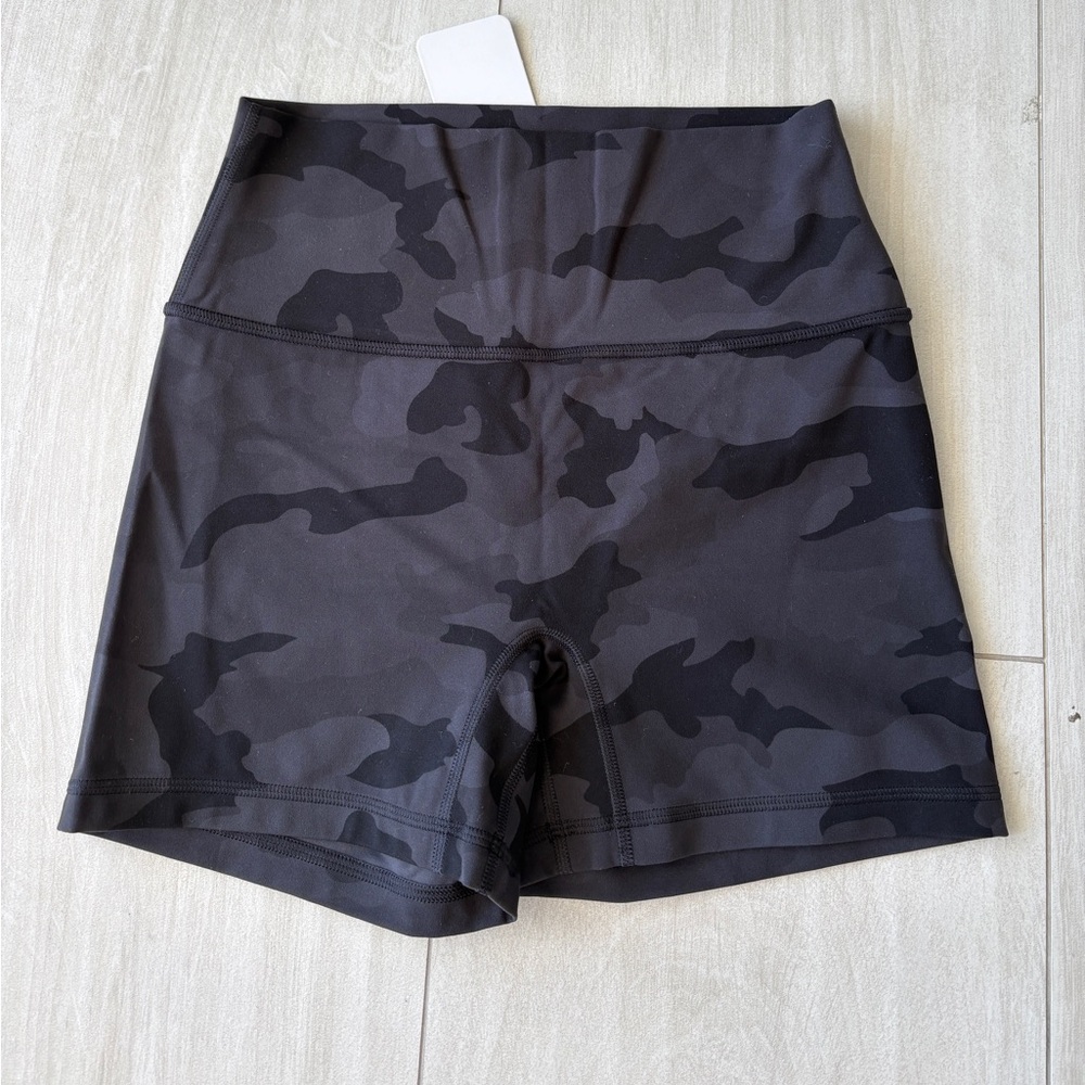 CRZ 4” Black Camo Yoga Shorts NWT
